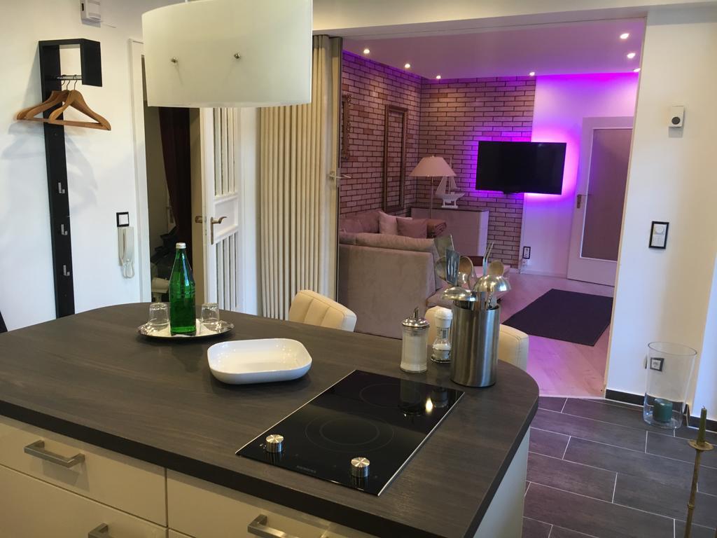 Messe Ferienwohnung Duesseldorf Oberkassel Zewnętrze zdjęcie