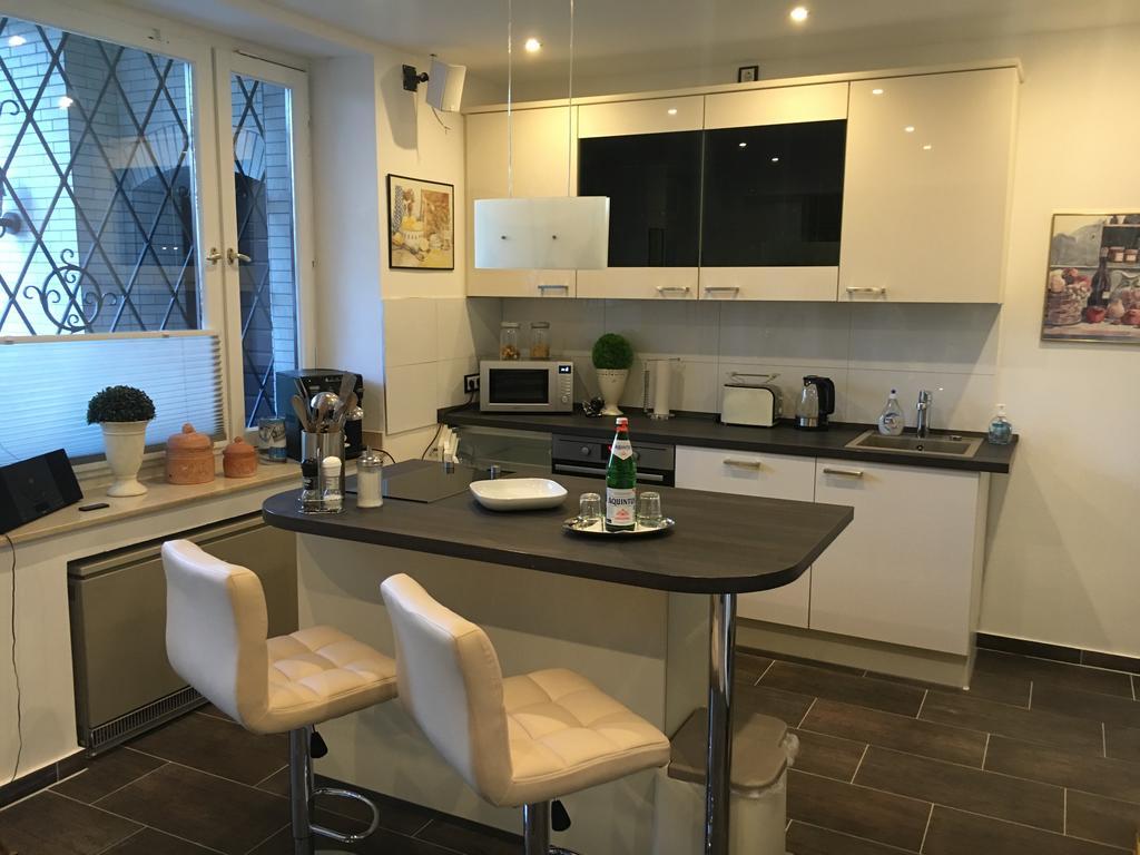 Messe Ferienwohnung Duesseldorf Oberkassel Zewnętrze zdjęcie
